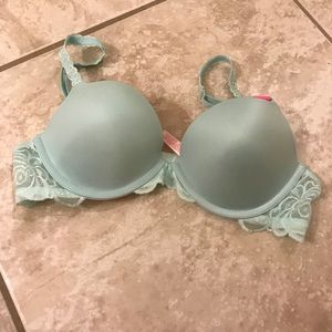 VICTORIA SECRET PINK BRA